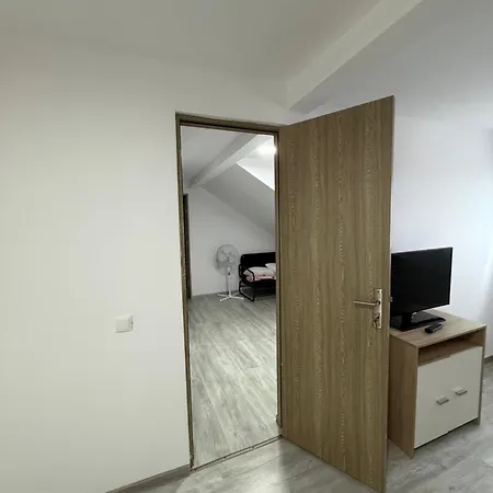 Casa Kaya Костинешти