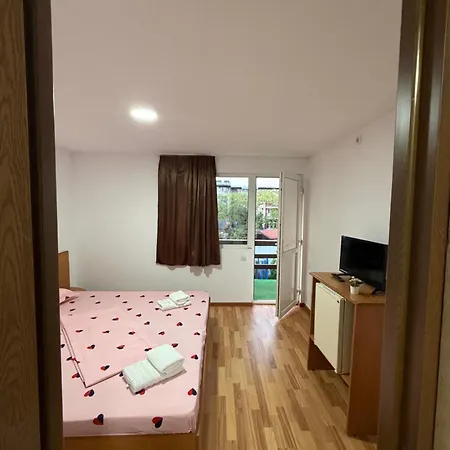 Casa Kaya * Костинешти